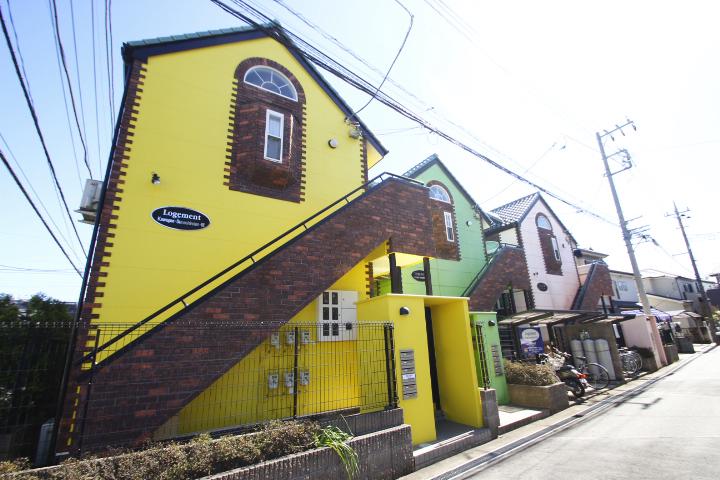 ロジュマン川越砂新田６番館・７番館・８番館1階 外観