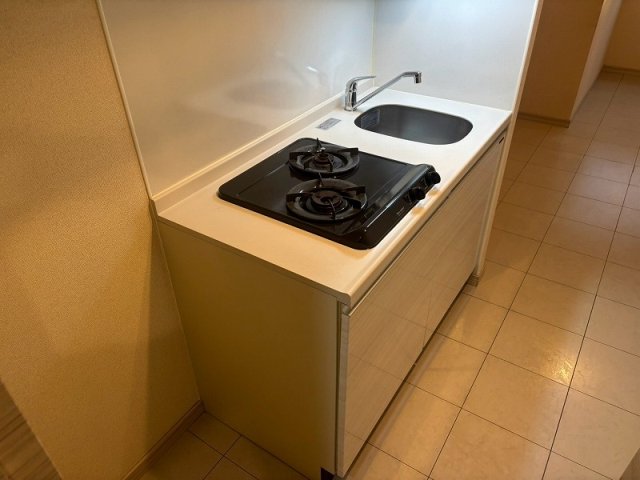 ラ・シード中野新井薬師 システムキッチン（2口ガスコンロ）