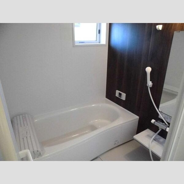 サン・コーポラス 追い炊き機能付き一坪風呂