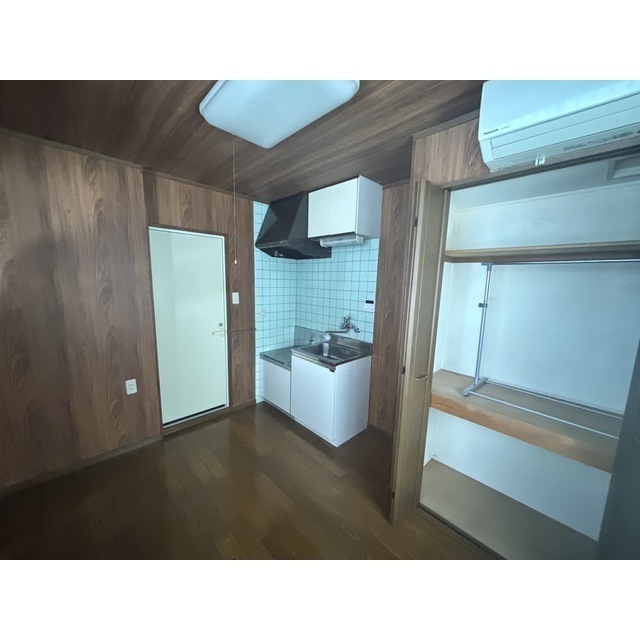 戸谷コーポ 内観