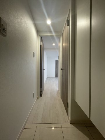 ルオーレ上北沢駅前0301号室 ロビー