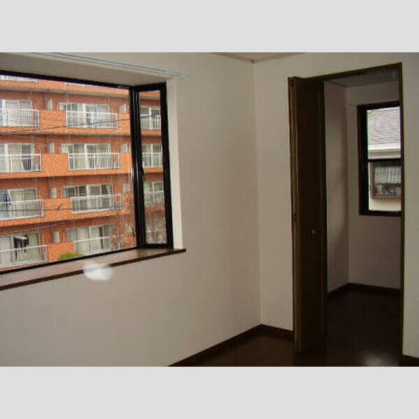 プラテーク荏田　C プラテーク荏田C102　2階洋室・収納