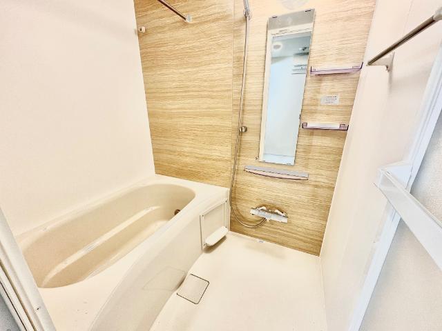 Ｒｅｇｉｎａ（レジーナ）102号室 ユニットバス