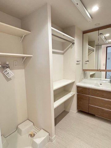 Ｂ’ｓタワー橋本　E棟 洗面