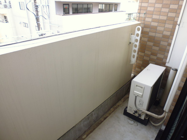 ロイヤルコート・オガワ0605号室 バルコニー