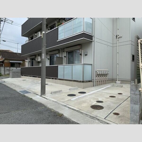 LSYー56 ★敷地内駐車場★