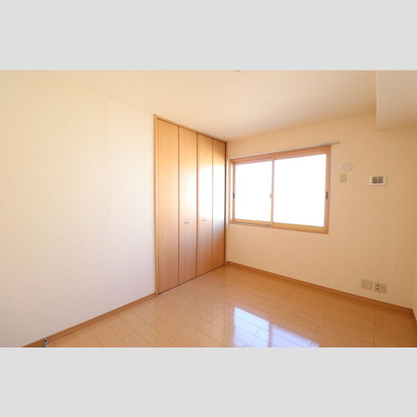 ハイツ・プリマベーラ203号室 洋室