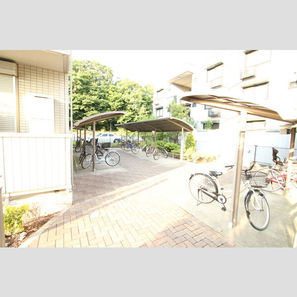 ブランシュール　B 周辺