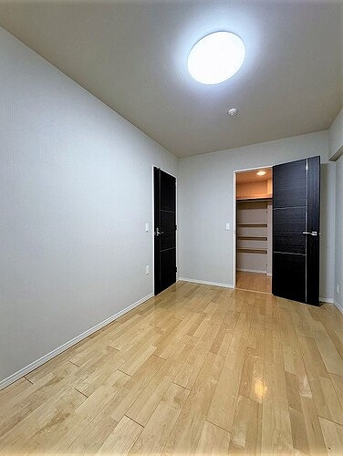 ビー・サイト13階 洋室　約6.5畳　※前回募集時2024年1月の写真