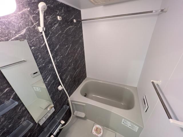 シェルル・ロコＢ バス