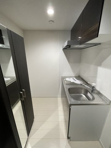 エスタシオン横浜102号室 キッチン