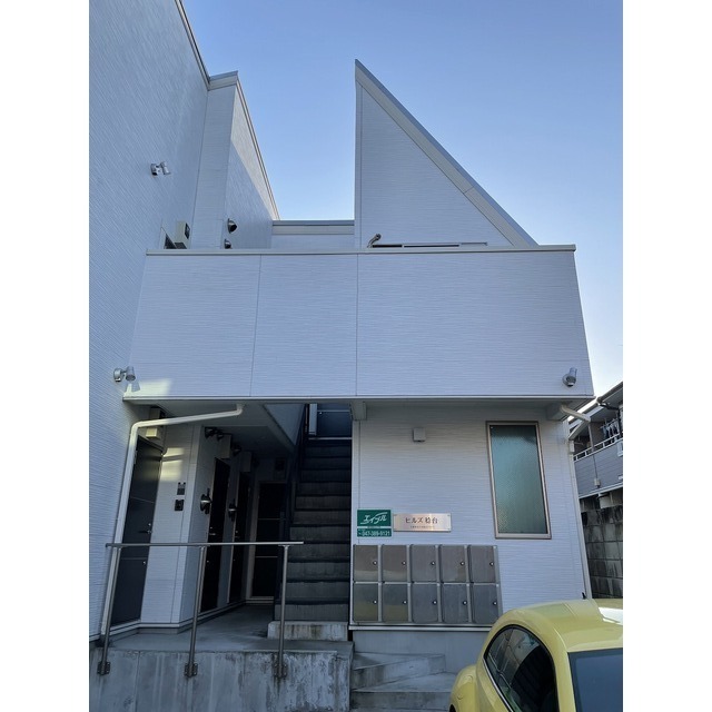 ヒルズ稔台103号室 エントランス