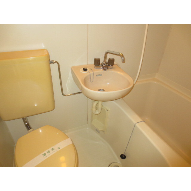 フェアリーハウス1階 トイレ