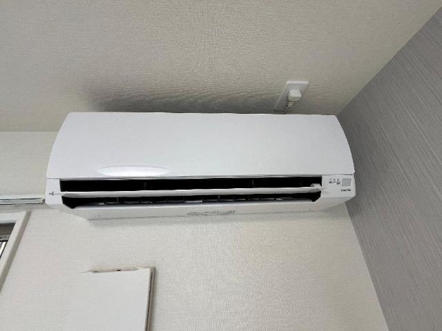 シャンパーニュ北越谷103号室 エアコン