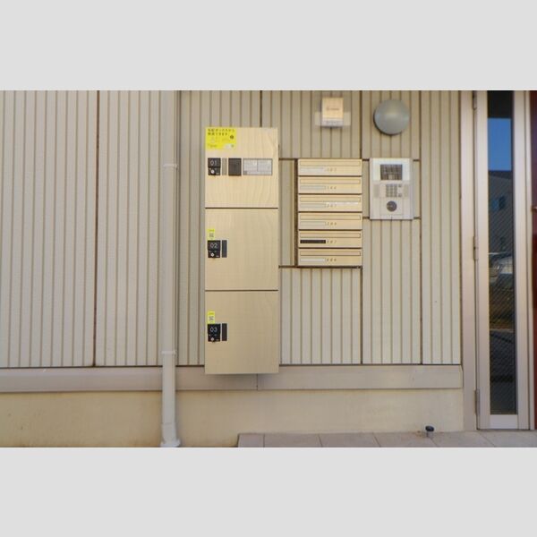 レスポワール　A A棟宅配ボックス・メールボックス