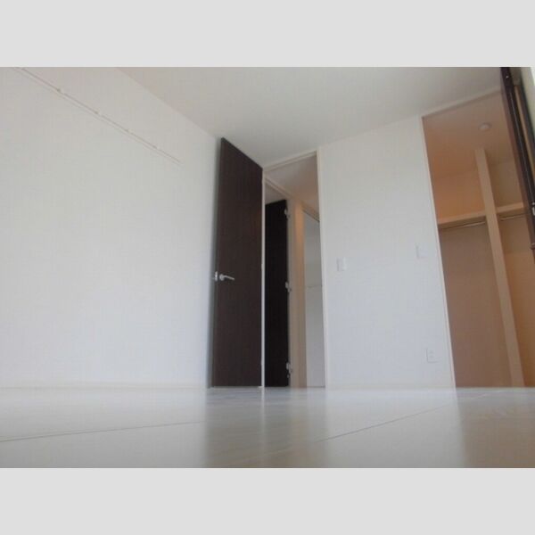 グランフォルト高砂201号室 洋室6.25帖