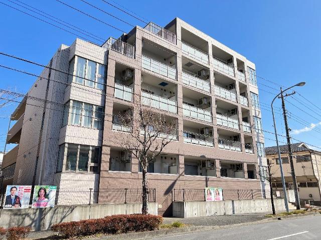 ヴィラ　グローリア 外観写真（昼）