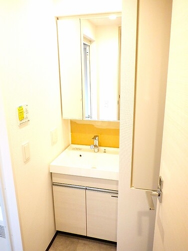 ＲＥＦＲＡＭＥ ５ Ｉｒｉｙａ7階 洗面所　※2022.10内覧会時同タイプ別部屋撮影