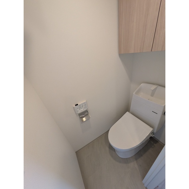 プレール・ドゥーク横濱子安607号室 内観