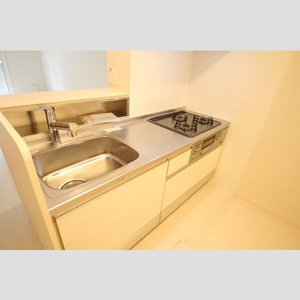 クレール扇306号室 キッチンはガス3口グリル付き♪