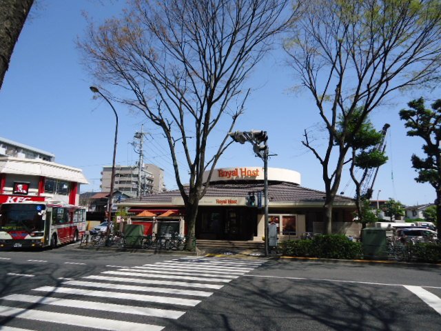 サニーブライト ロイヤルホスト善福寺店まで698ｍ
