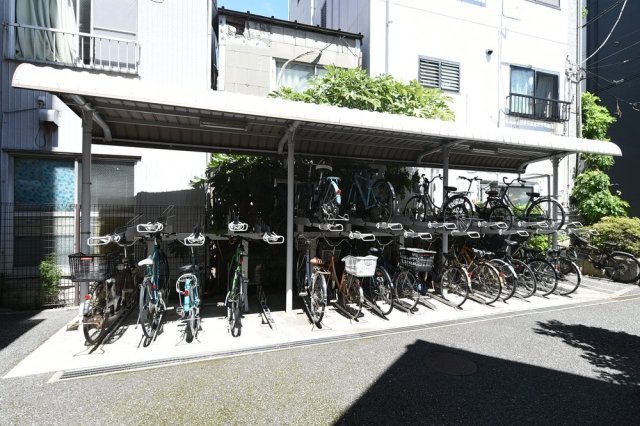 モンテベルデ押上3階 駐輪場