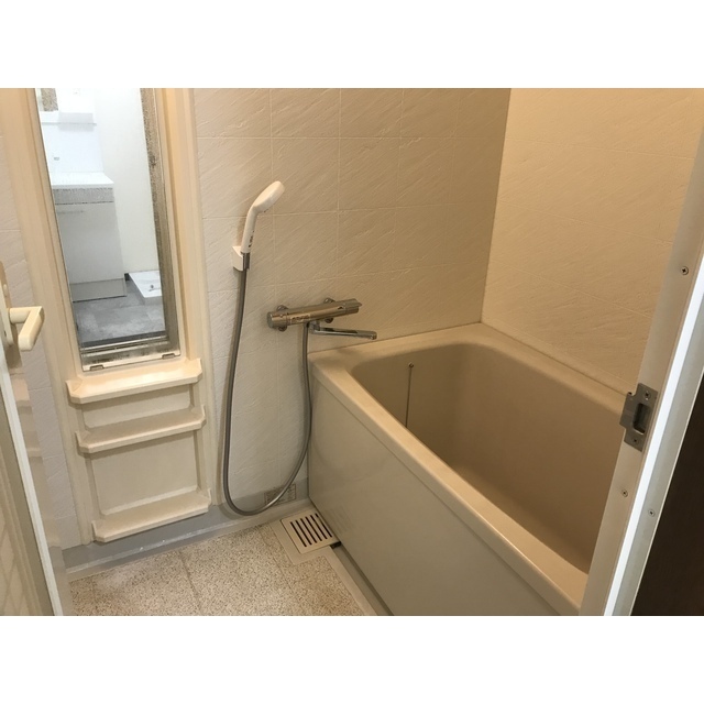 モンメール大磯205号室 お風呂