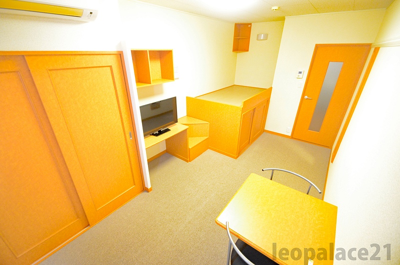 レオパレスラ　プランタン204号室 同建物別部屋の参考画像