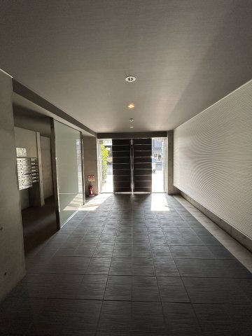 ＢＬＡＮＣＮＯＩＲ　ＴＯＢＵ-ＮＥＲＩＭＡ エントランス