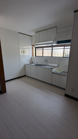 ハイツアカシヤ松戸 キッチン