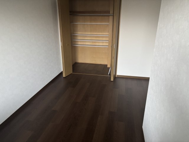 カサグランデ105号室 収納