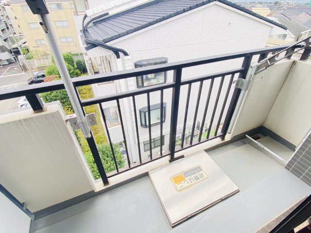 スクエア田邊0207号室 バルコニー