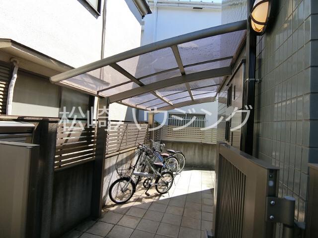 島マンション1階 部屋その他