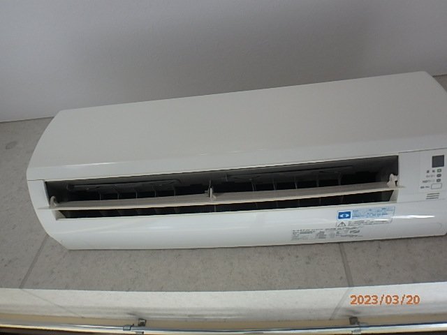 ロイヤルレゾン2階 エアコン
