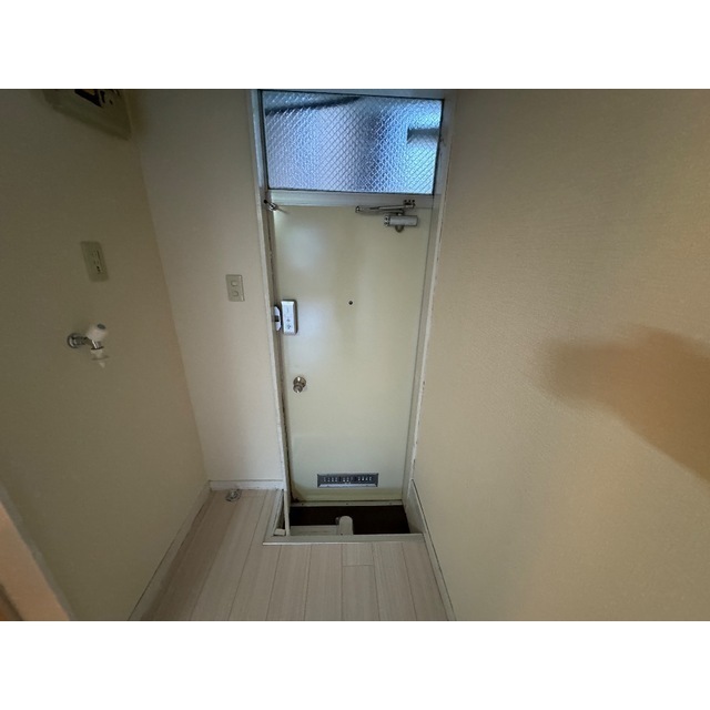 ヴィラ椚田 玄関