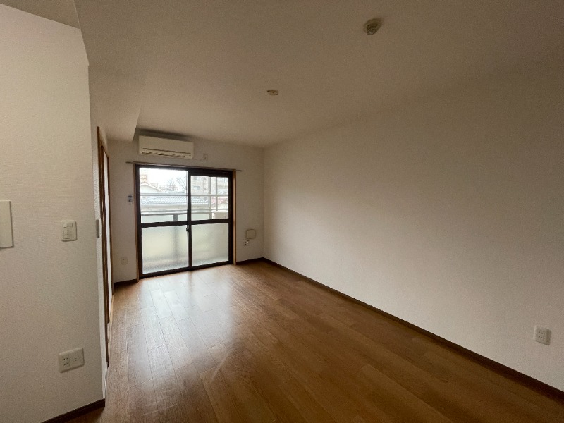 パストラル西府2階 リビング