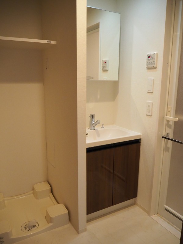 クレイシア三鷹2階 洗面