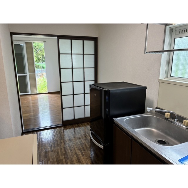 今井ハイツＥ棟101号室 内観