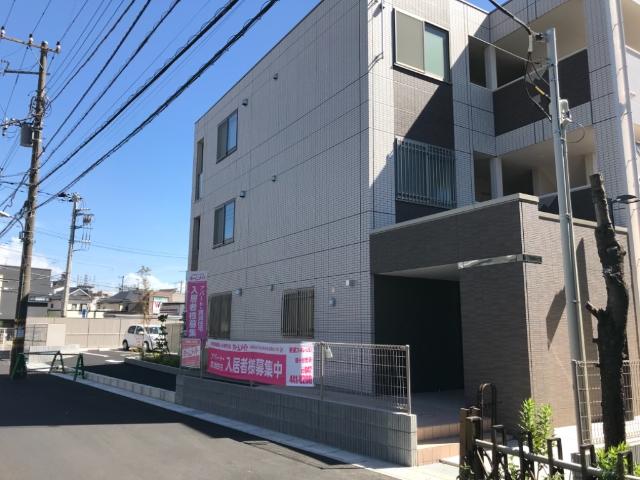 サン　ブリッジ　鎌ヶ谷 外観写真（昼）