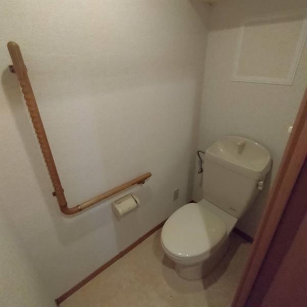 ウィル101号室 トイレ