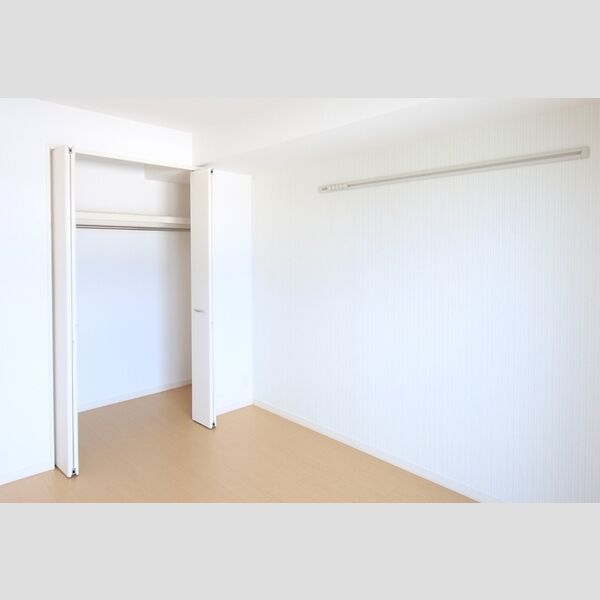 クレール ド ルネ101号室 同建物別部屋の参考画像