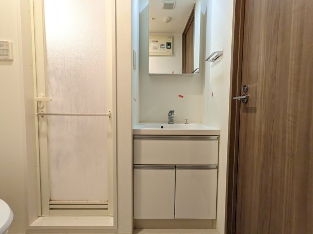 プレミアムキューブ大森本町705号室 洗面