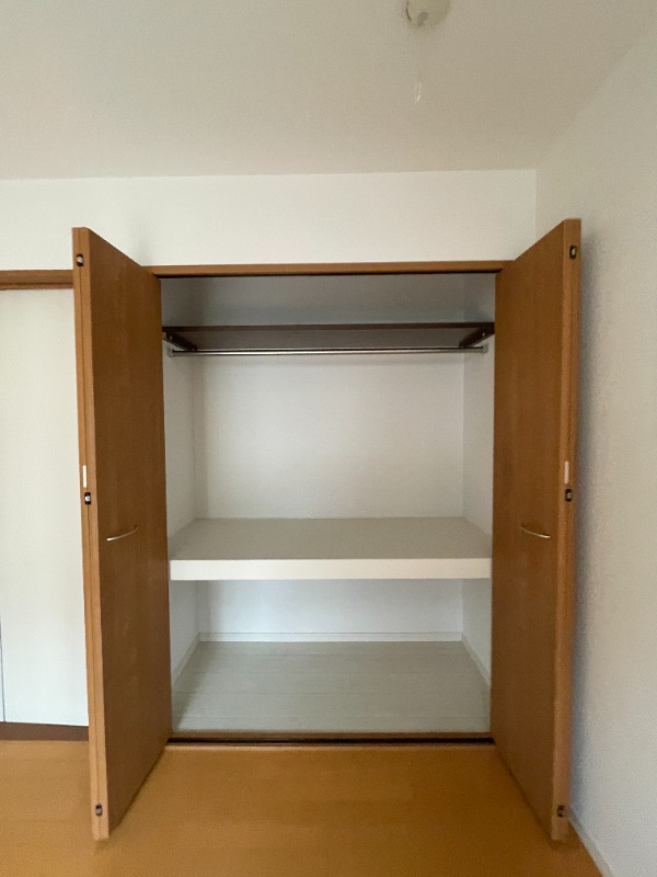 クラウンハイツⅡ 収納