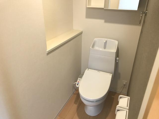 シクーロ306号室 シャワー付トイレ