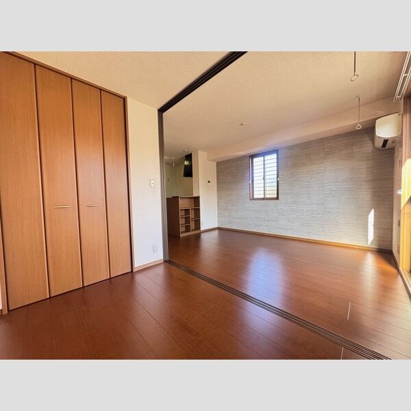第3サニーサイト101号室 洋室