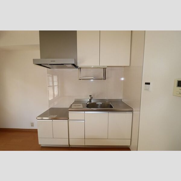 メゾン・フラワーヒル103号室 キッチン