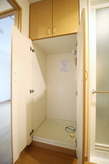 ルーブル中野沼袋弐番館 室内洗濯機置場