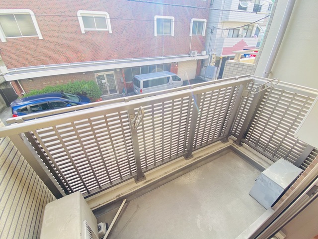 グロリアヒルズ学芸大学 バルコニー