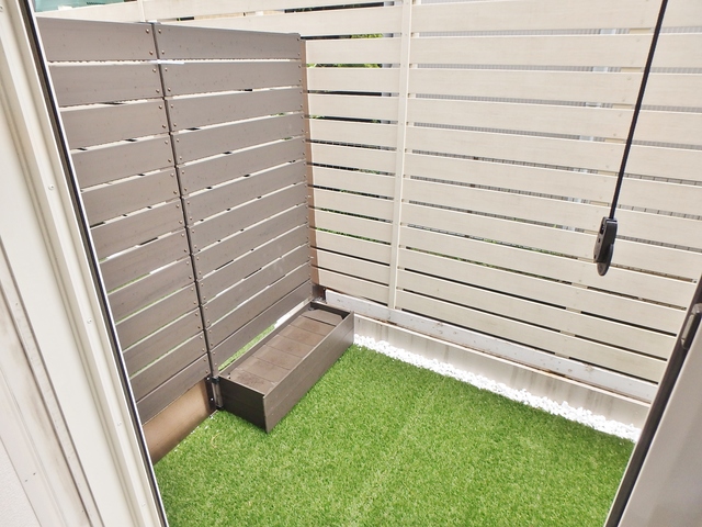 ル・エスト・フォンテーヌ0101号室 庭