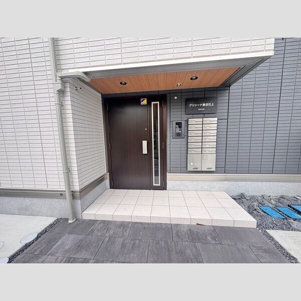 グリシーナ鵠沼石上 エントランス